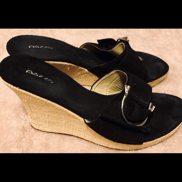 Pazzo platform heels w/ diamond on strap - Picture 3 of 3